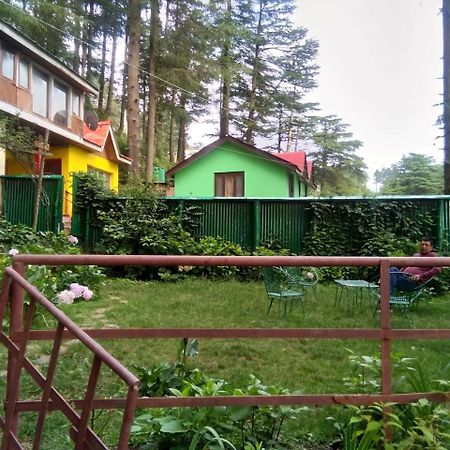 Hotel Huts Patnitop Exterior foto