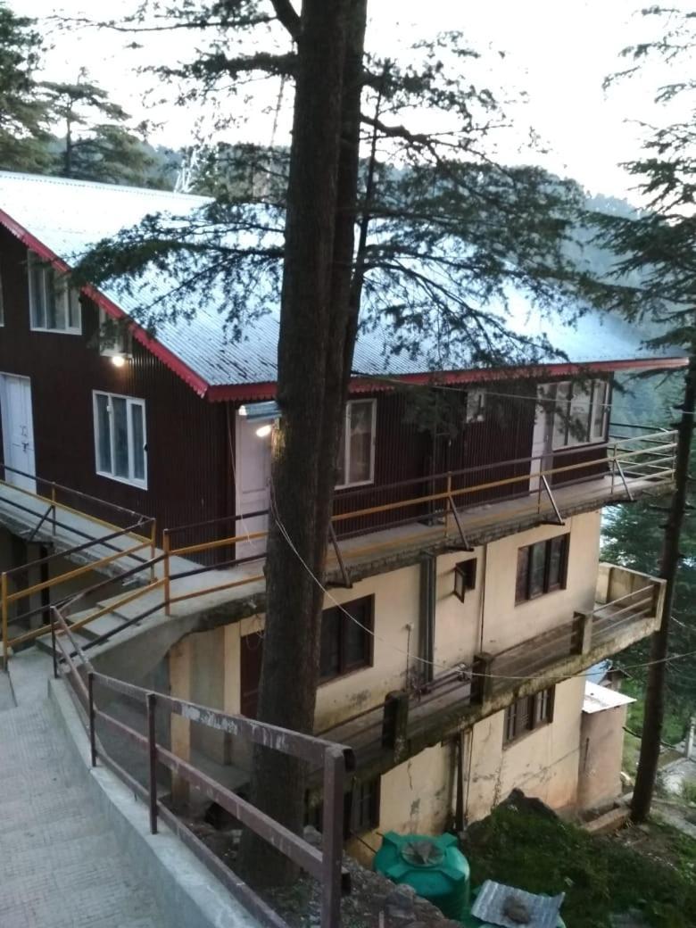 Hotel Huts Patnitop Exterior foto